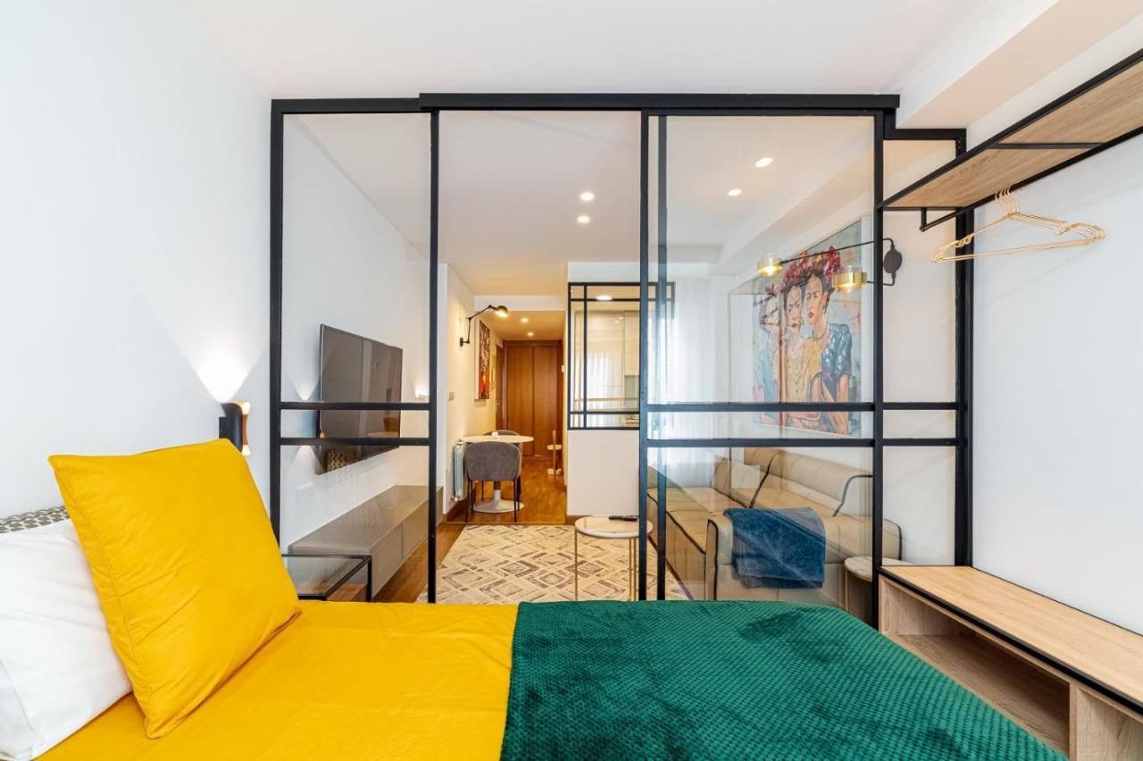 Suite Lujo Centro-Nautico-Cies+Parking Vigo Exterior photo